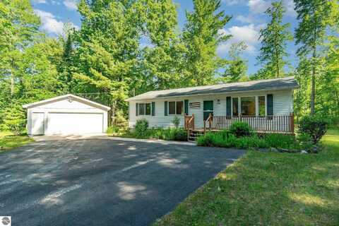 6390 Grace Drive, Hale, MI 48739