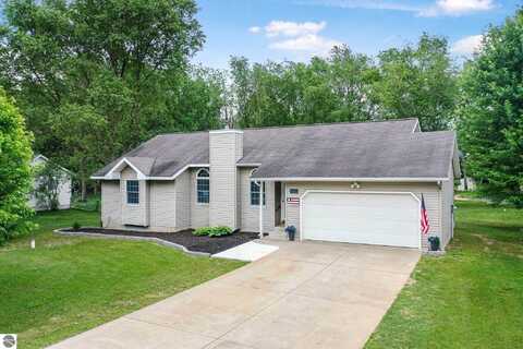 4428 Benson Road, Cadillac, MI 49601