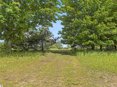 Moss Road, Beulah, MI 49617