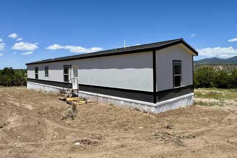 57 Vallecitos Road, Penasco, NM 87553