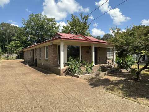 208 SYCAMORE, Collierville, TN 38017