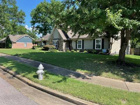 9393 COLTS NECK, Lakeland, TN 38002
