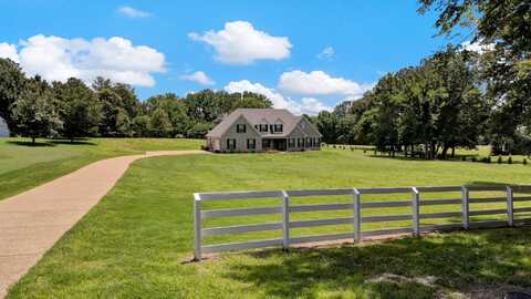 620 N REID-HOOKER, Eads, TN 38028