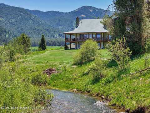 795 THE ROAD HOME, Bedford, WY 83112