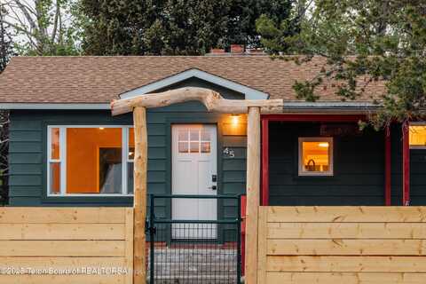 45 W BUFFALO Street, Pinedale, WY 82941