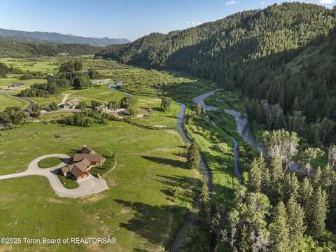450 SALT RIVER RANCH LN, Thayne, WY 83127