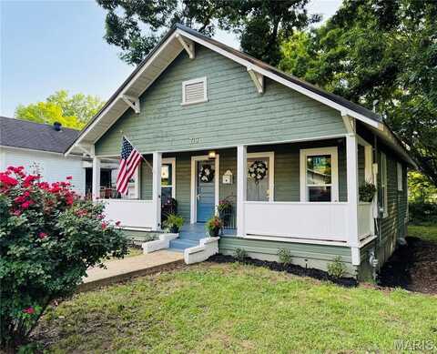 719 N 10th Street, Poplar Bluff, MO 63901