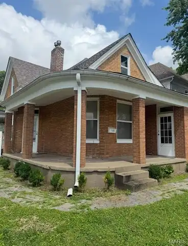 135 S Ellis Street, Cape Girardeau, MO 63703