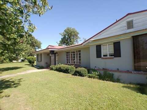 155 SE Madison Street, Madison, FL 32340