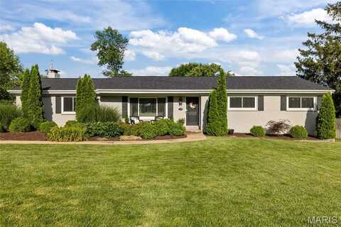 726 Candlelight Lane, Olivette, MO 63132