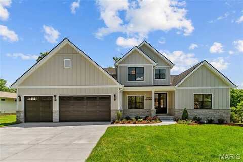 1050 Couch Avenue, Saint Louis, MO 63122
