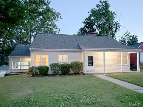 1001 Pike Street, Saint Charles, MO 63301