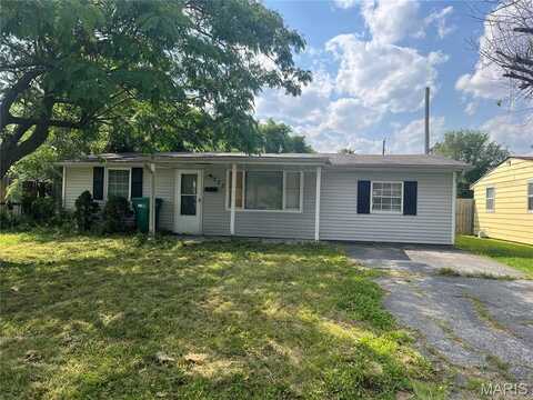 223 Saint John Drive, Cahokia, IL 62206