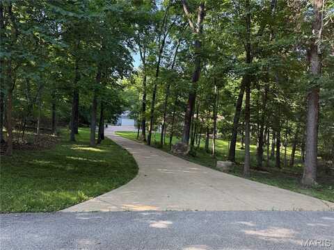 4135 Spring Valley Estates Drive, Hillsboro, MO 63050