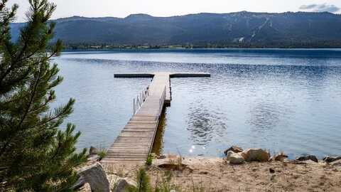 203 Pintail Place, Donnelly, ID 83615