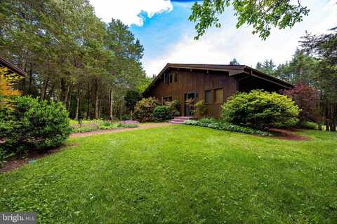 105 FERN CREEK LANE, MARTINSBURG, WV 25404