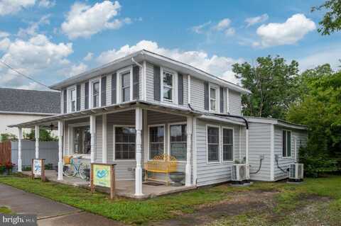 215 IRVING AVENUE N, COLONIAL BEACH, VA 22443
