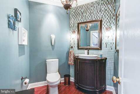 223 CECELIA ACRES DRIVE, IVYLAND, PA 18974