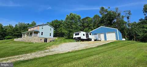 93 W CENTER STREET, GLEN ROCK, PA 17327