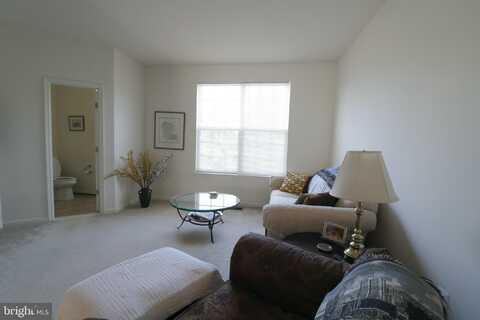 22702 PARKLAND FARMS TERRACE, BRAMBLETON, VA 20148
