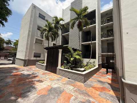 444 SW 4th St, Miami, FL 33130