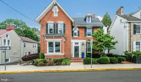106 E STATE STREET, DOYLESTOWN, PA 18901