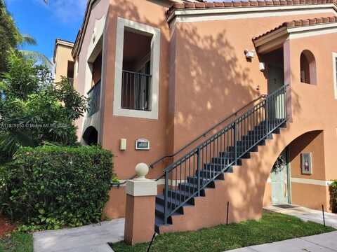 7910 N Nob Hill Rd, Tamarac, FL 33321