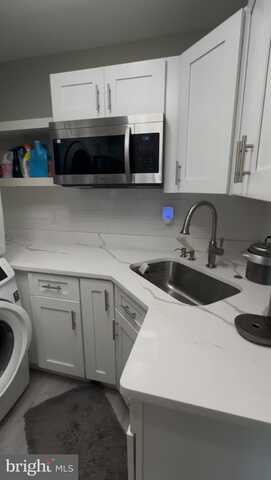 48 MILLERS RUN, DELRAN, NJ 08075