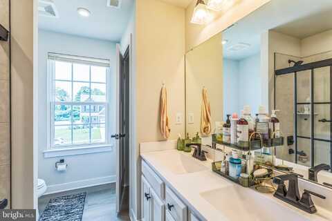 96 KINGSBERRY LANE, WOODSTOWN, NJ 08098