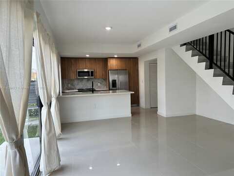 307 NW 13th Pl, Florida City, FL 33034