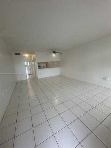 251 NW 177th St, Miami Gardens, FL 33169