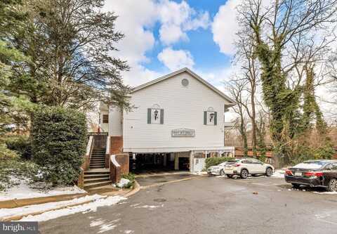 2050 N CALVERT STREET, ARLINGTON, VA 22201