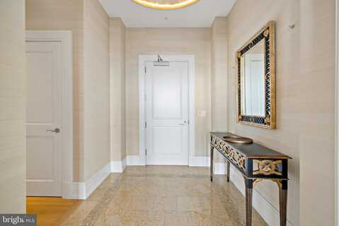 130 S 18TH STREET, PHILADELPHIA, PA 19103