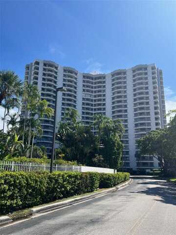 3300 NE 191st St, Aventura, FL 33180