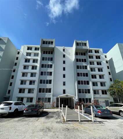 9001 SW 77th Ave, Miami, FL 33156
