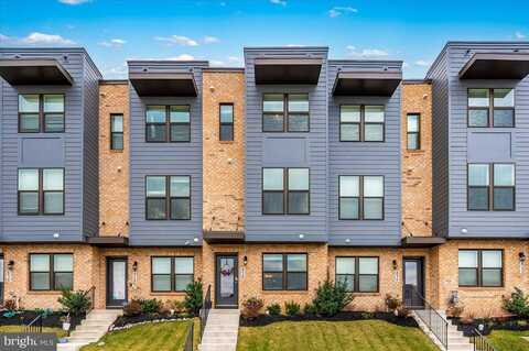 826 CREEKWAY DRIVE, FREDERICK, MD 21701
