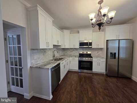 494 W KING STREET, PHILADELPHIA, PA 19144