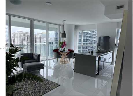 1080 Brickell Ave, Miami, FL 33131