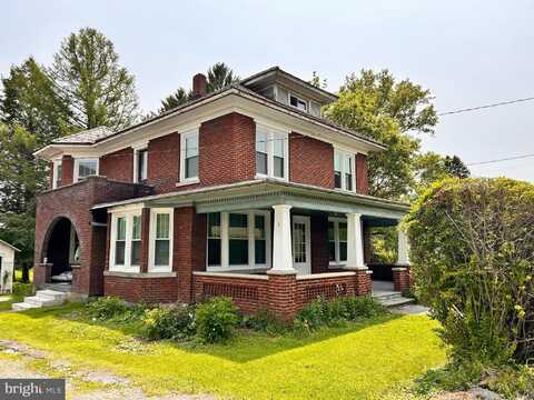 149 W MAIN STREET, MILLHEIM, PA 16854