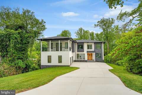 1434 WAGGAMAN CIRCLE, MCLEAN, VA 22101