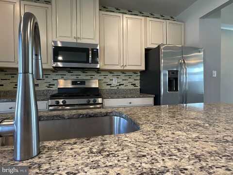 5878 TOMAHAWK STREET, NEW MARKET, MD 21774