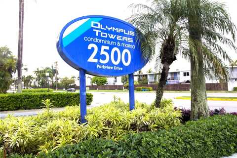 2500 Parkview Dr, Hallandale Beach, FL 33009