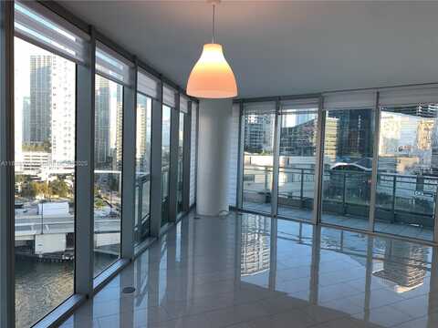 92 SW 3rd St, Miami, FL 33130