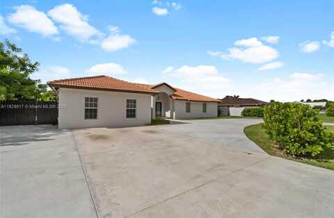 15862 SW 286th St, Homestead, FL 33033