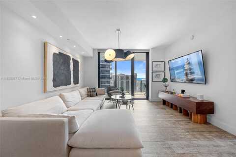 1010 Brickell Ave, Miami, FL 33131