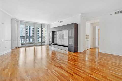 808 Brickell Key Dr, Miami, FL 33131
