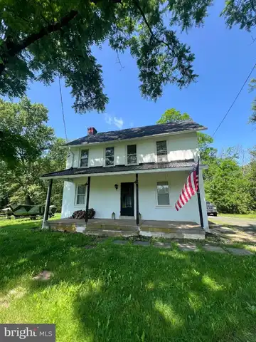 96 RICHLANDTOWN PIKE, QUAKERTOWN, PA 18951