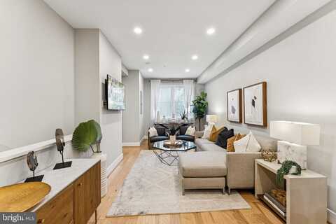 614 I STREET NE, WASHINGTON, DC 20002