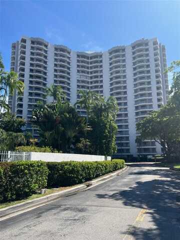 3300 NE 191st St, Aventura, FL 33180