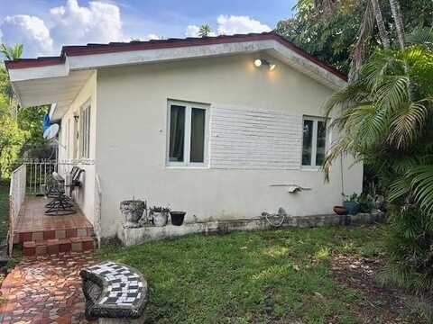1985 NW 57th St, Miami, FL 33142
